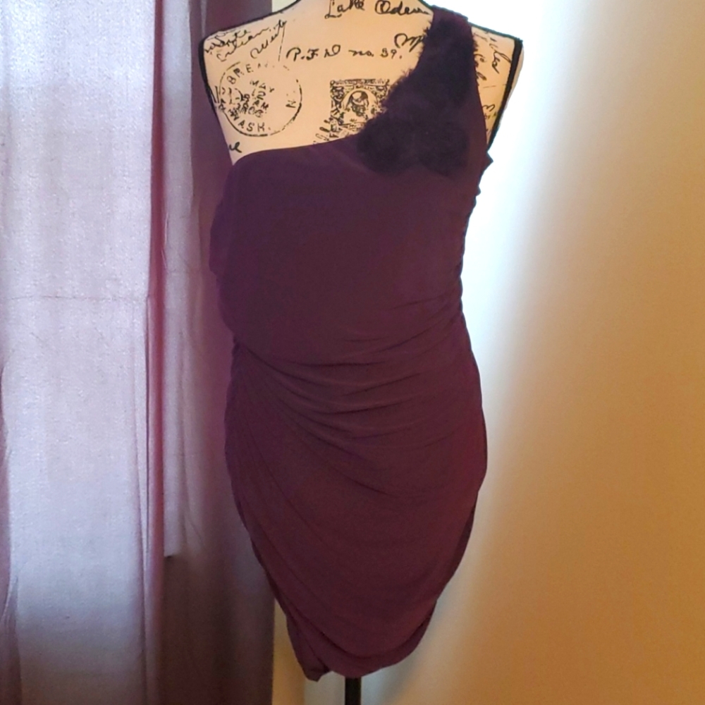 One shoulder body con dress